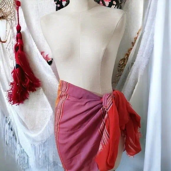 Multicolor Silk Vietnamese Hand Woven Artisan Cloth - Picture 3 of 7